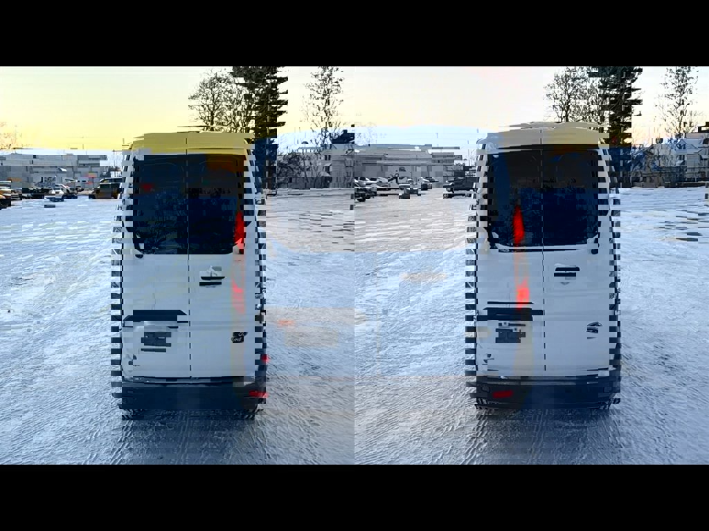 Used 2017 Ford Transit Connect XL image 22