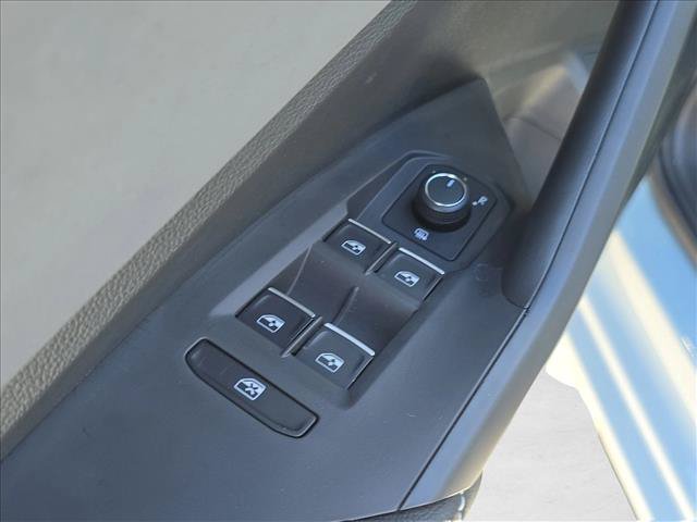 New 2026 Volkswagen Jetta SE FWD image 11