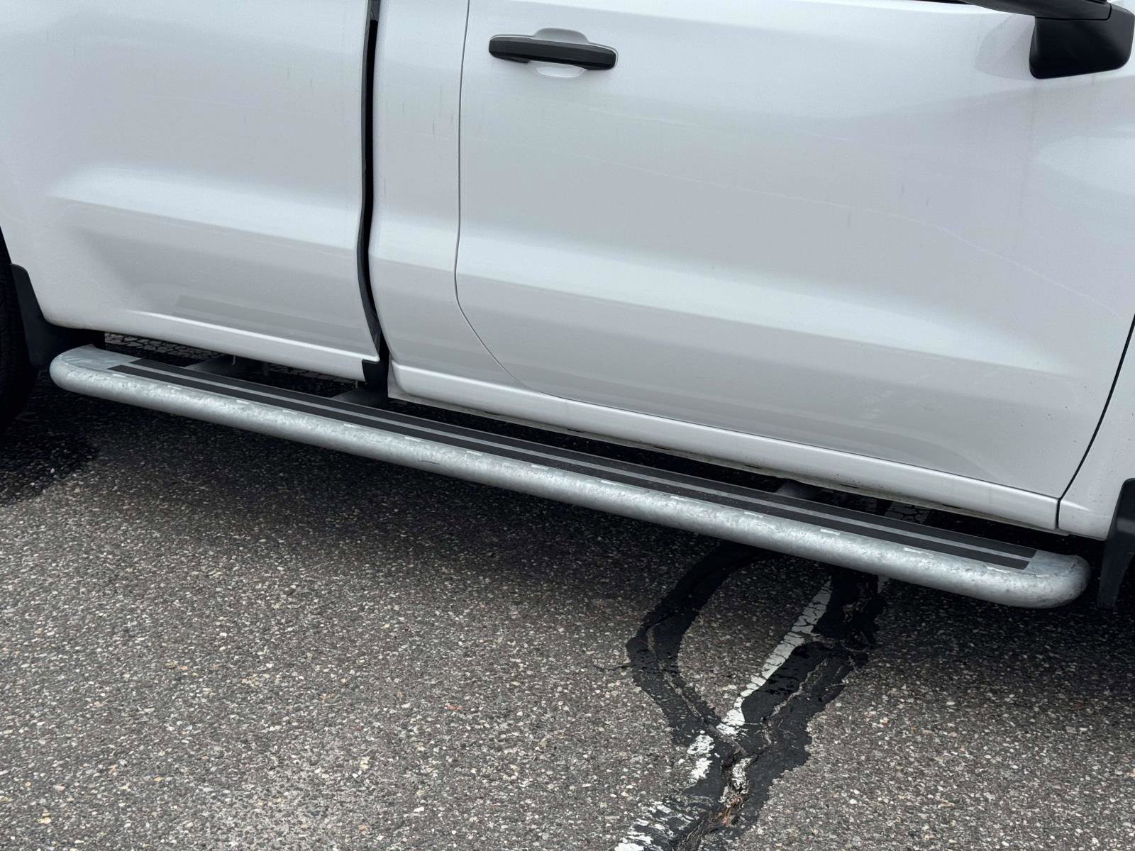 Used 2025 Chevrolet Silverado 1500 W/T image 9