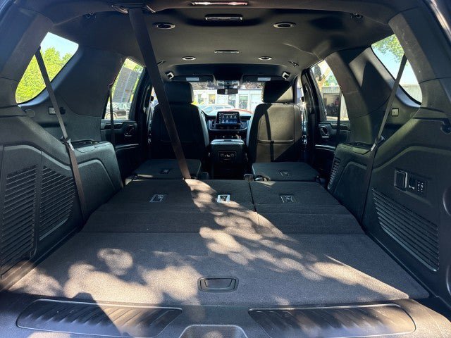 Used 2022 Chevrolet Tahoe LT w/ Luxury Package AWD/4WD image 46