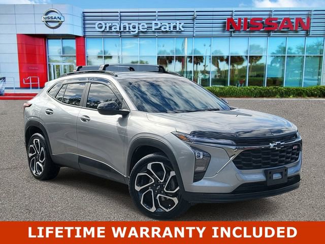 Used 2025 Chevrolet Trax RS w/ Driver Confidence Package