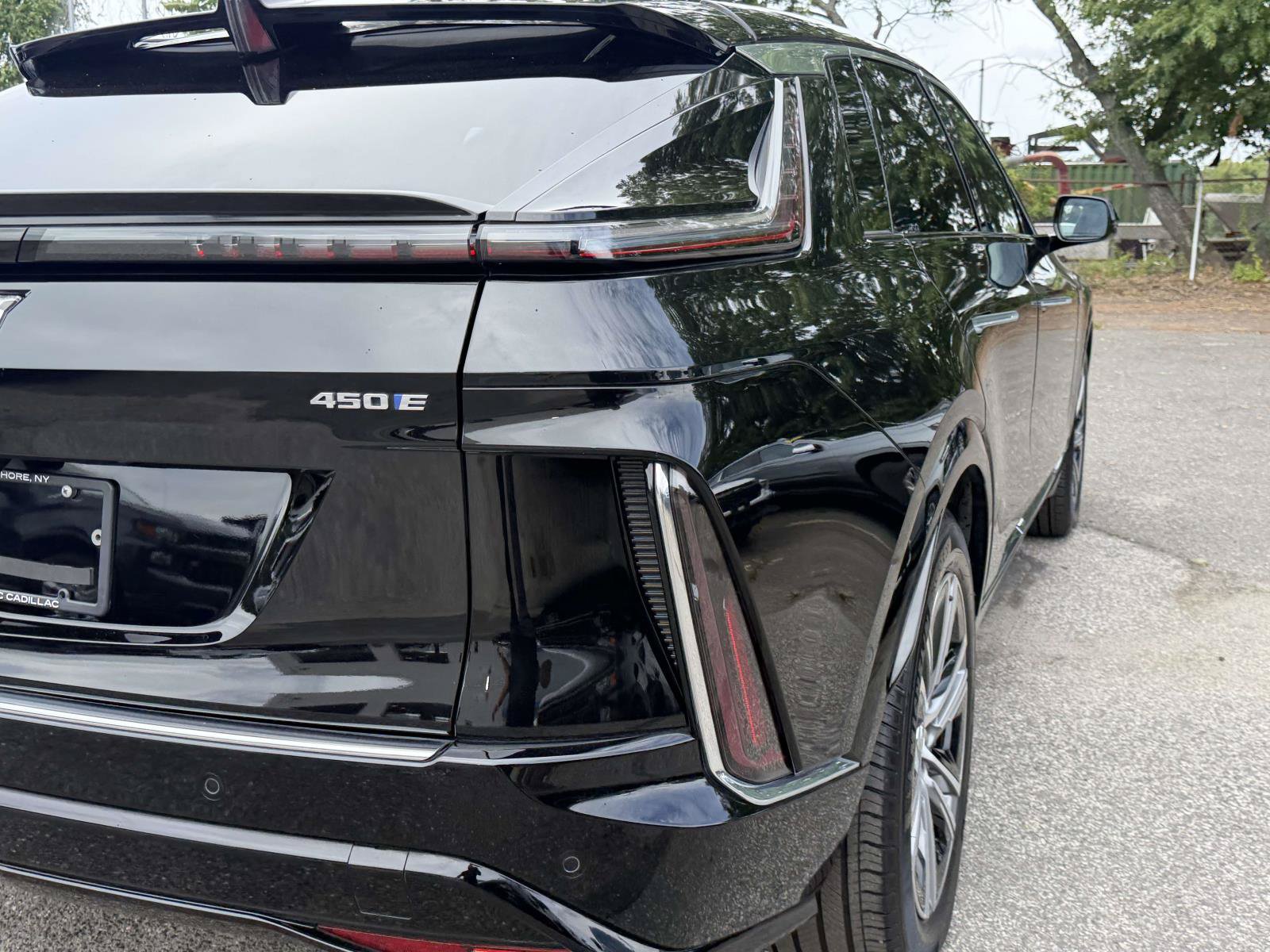 Certified 2024 Cadillac Lyriq Luxury RWD image 6