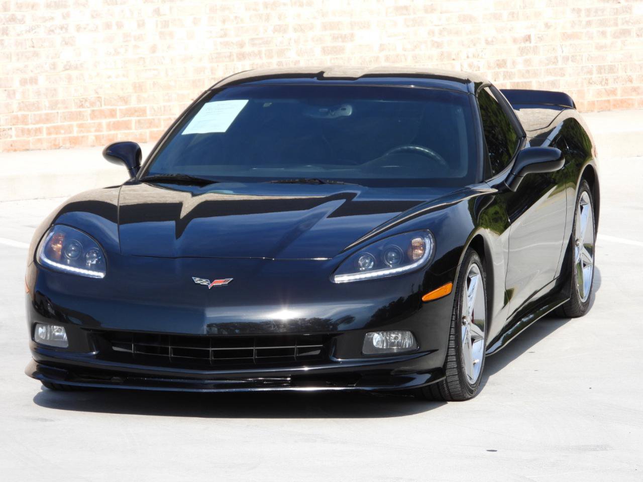 Used 2011 Chevrolet Corvette w/ 3LT w/ Preferred Equipment Group RWD image 29