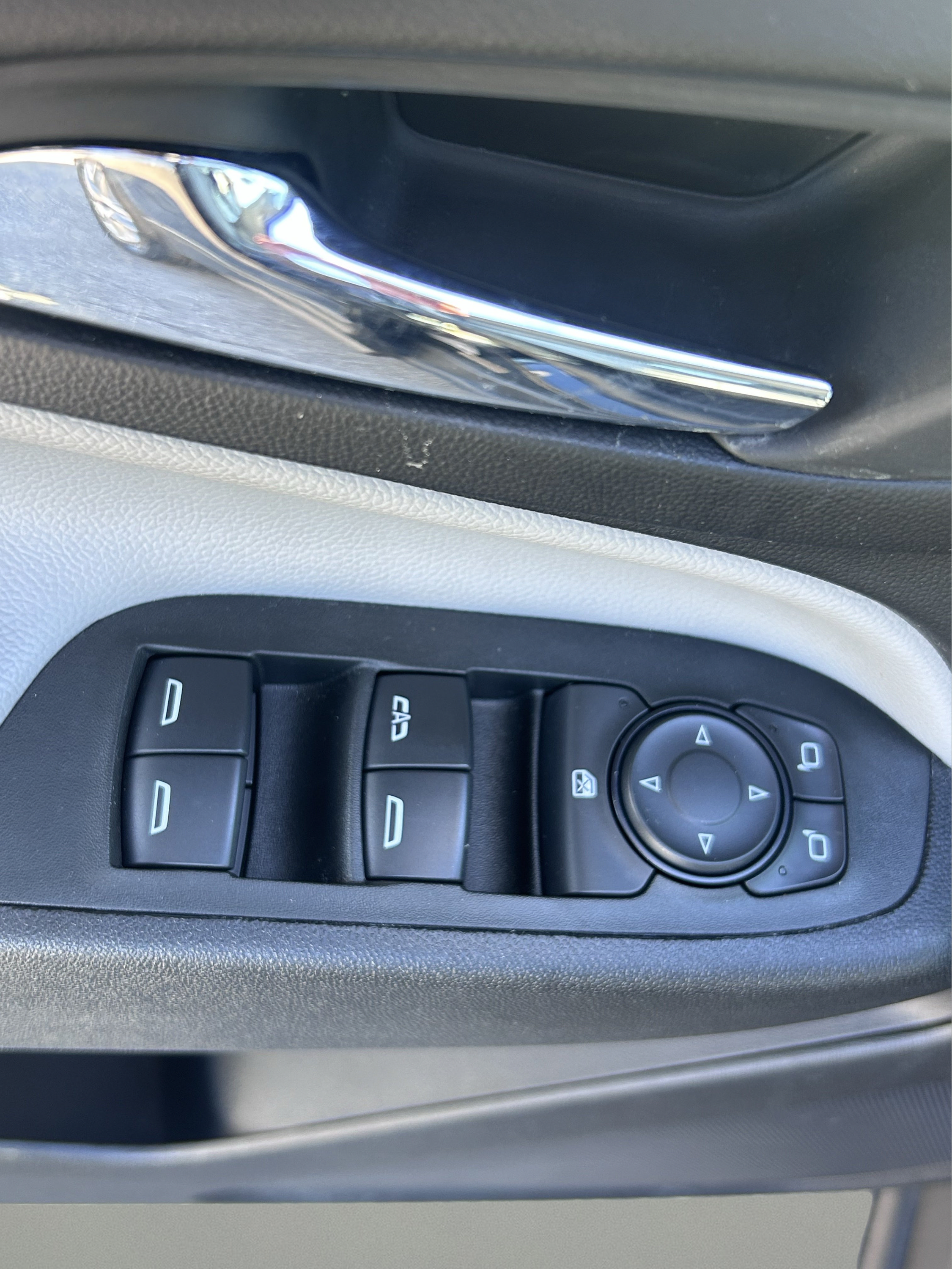 Used 2024 Chevrolet Equinox LS w/ LS Convenience Package AWD/4WD image 11