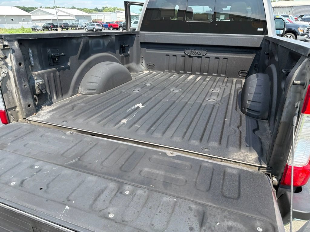 Used 2019 Ford F250 Lariat w/ Lariat Ultimate Package AWD/4WD image 14