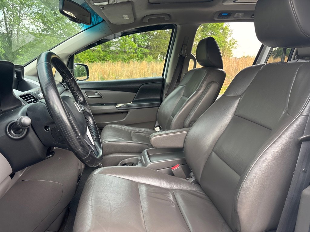 Used 2011 Honda Odyssey Touring image 12
