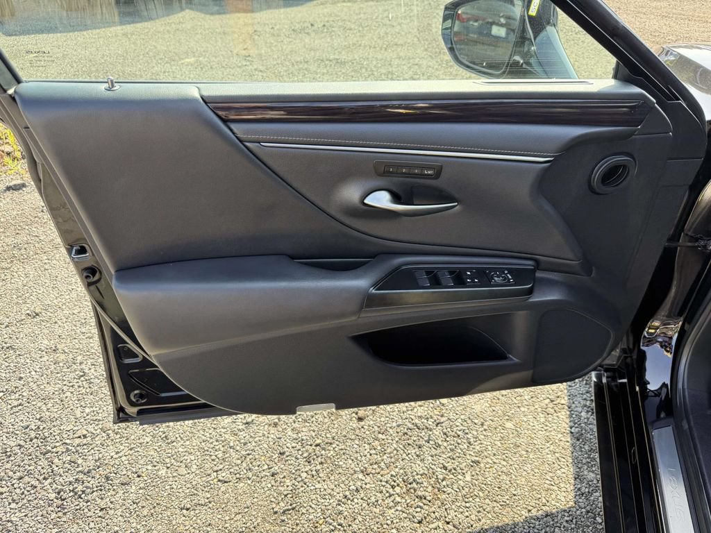Used 2020 Lexus ES 350 w/ Premium Package FWD image 12
