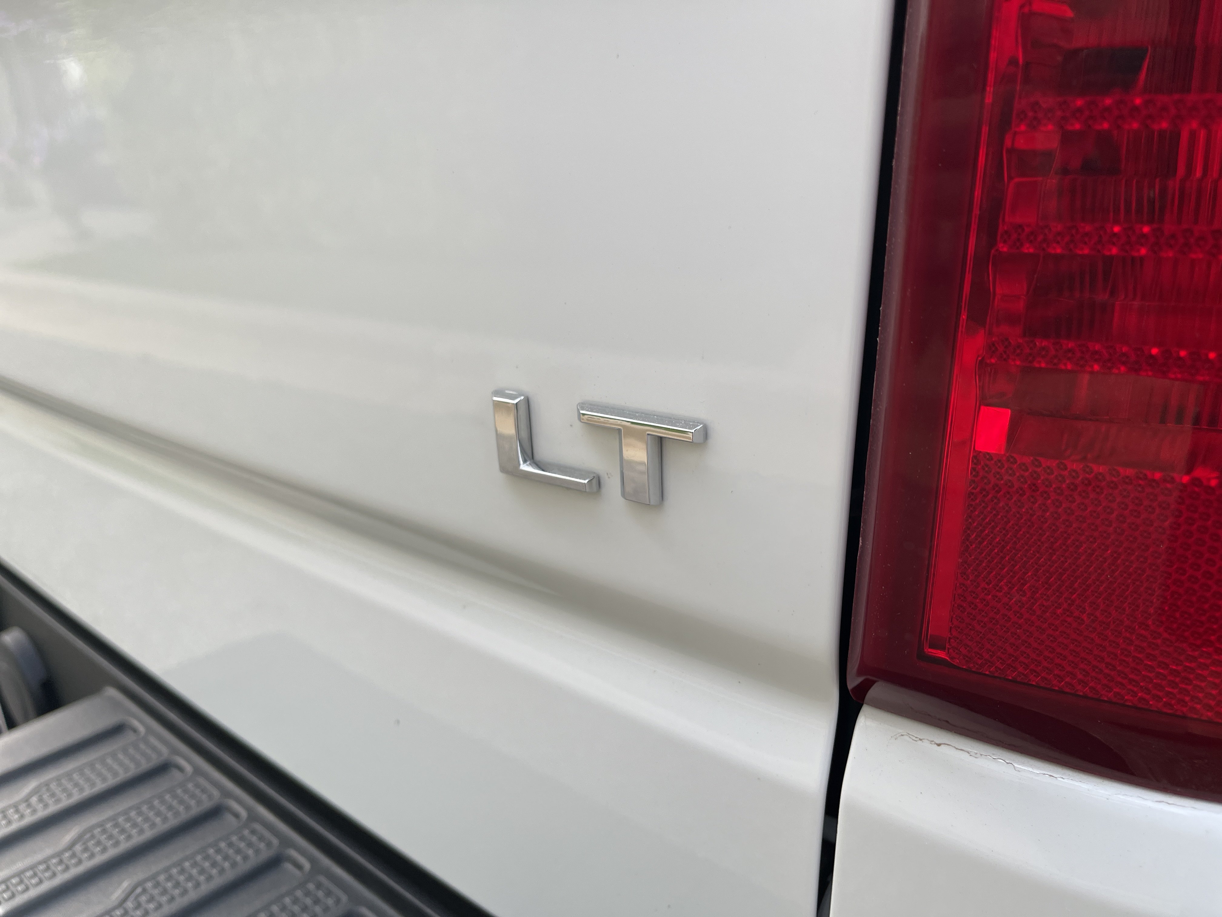 Used 2020 Chevrolet Silverado 1500 LT w/ True North Edition AWD/4WD image 28