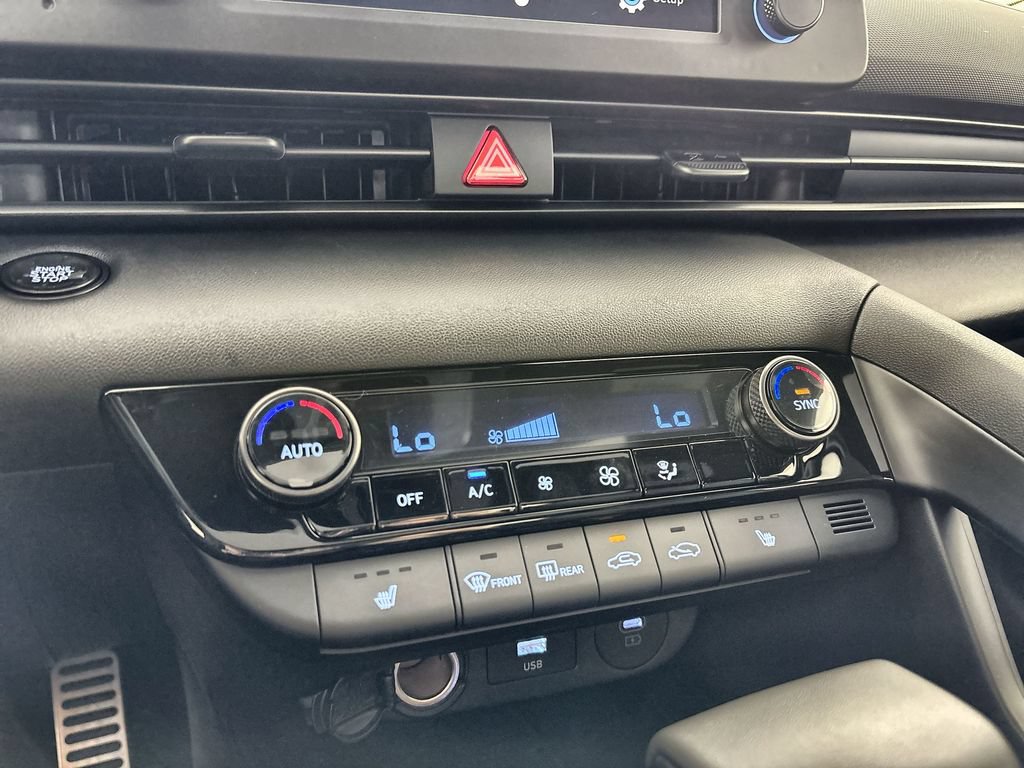 New 2026 Hyundai Elantra SEL Sport FWD image 17