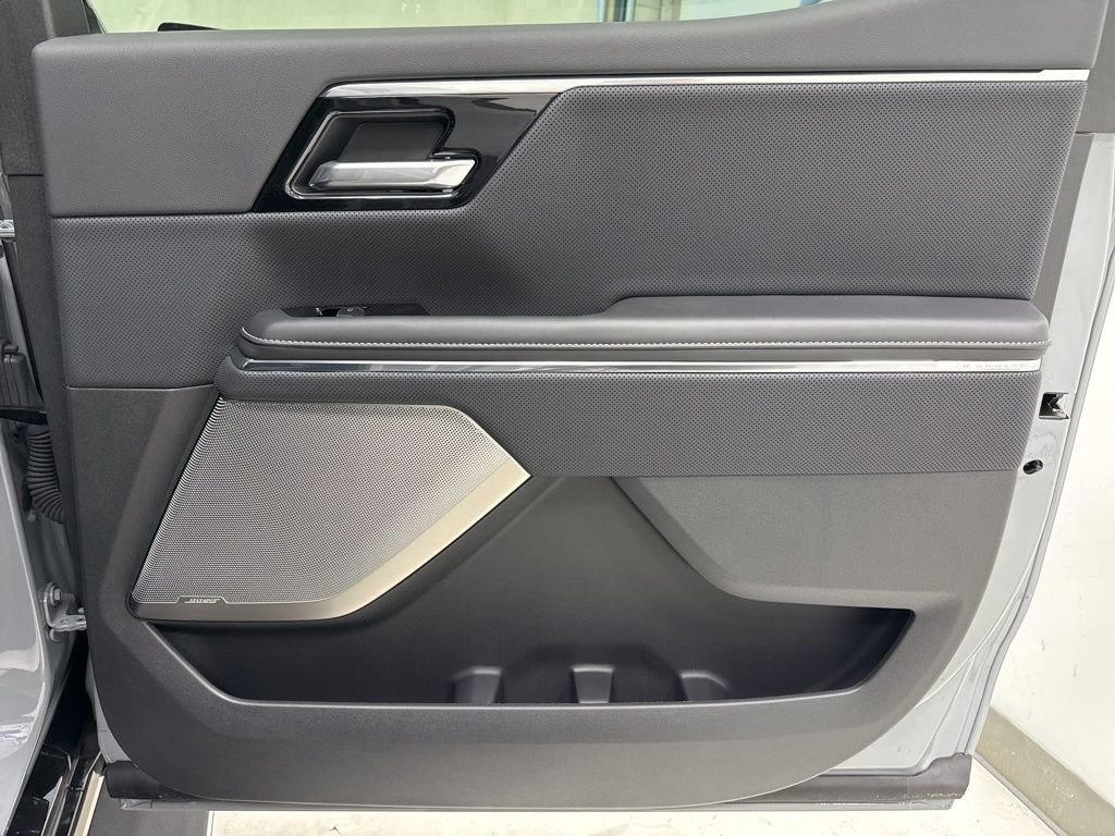 New 2025 GMC Sierra EV Denali AWD/4WD image 11