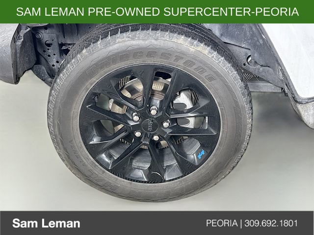 Used 2022 Jeep Wrangler Unlimited Sahara w/ Cold Weather Group image 29