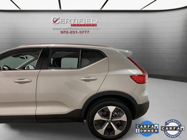 Used 2025 Volvo XC40 B5 Plus image 94