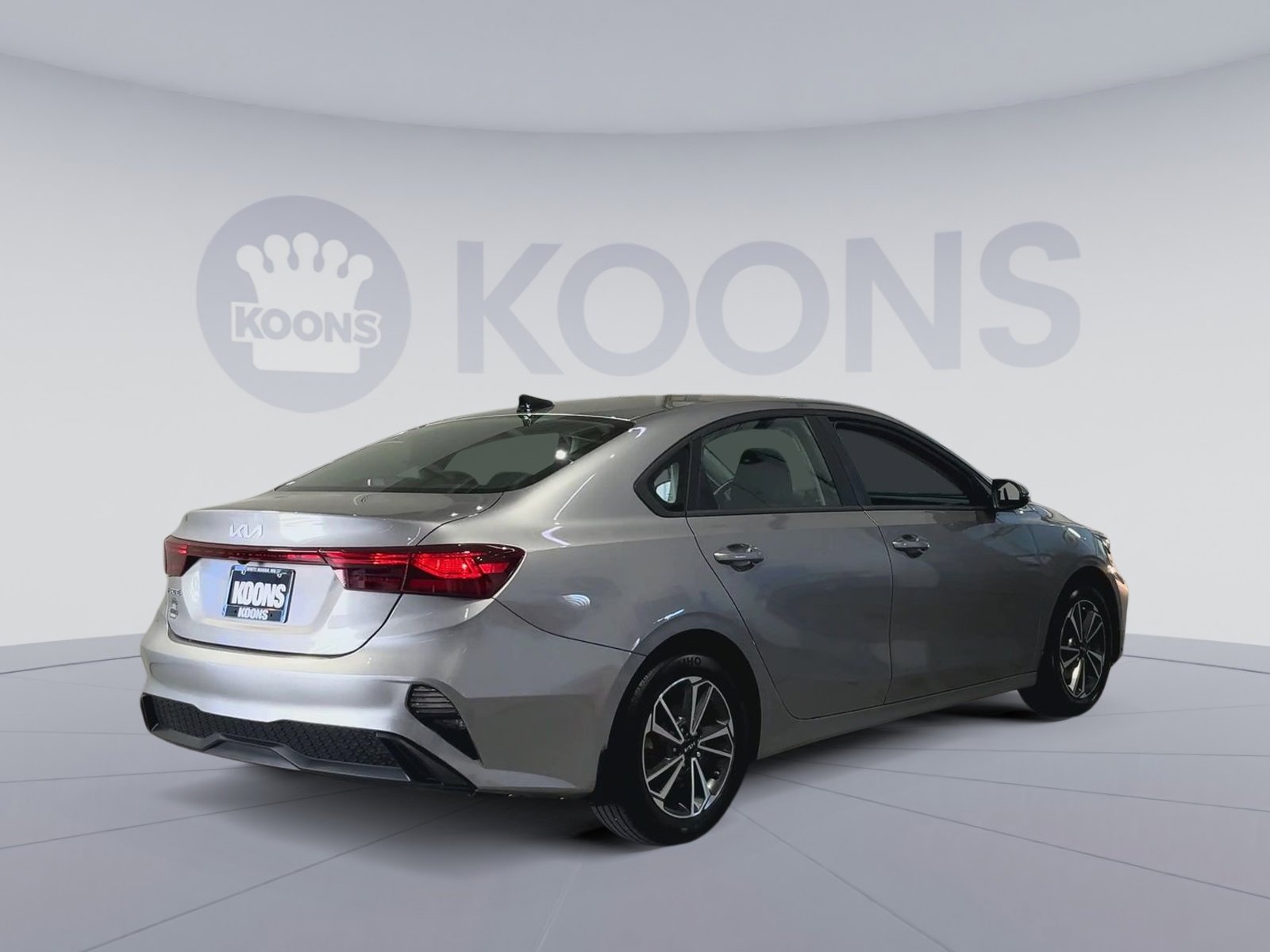 Used 2023 Kia Forte LXS w/ LXS Technology Package FWD image 11