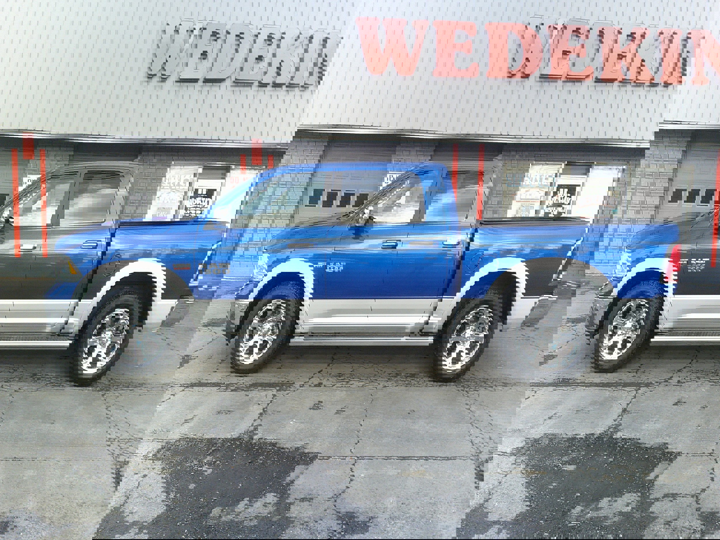 Used 2017 RAM 1500 Laramie w/ Convenience Group image 2