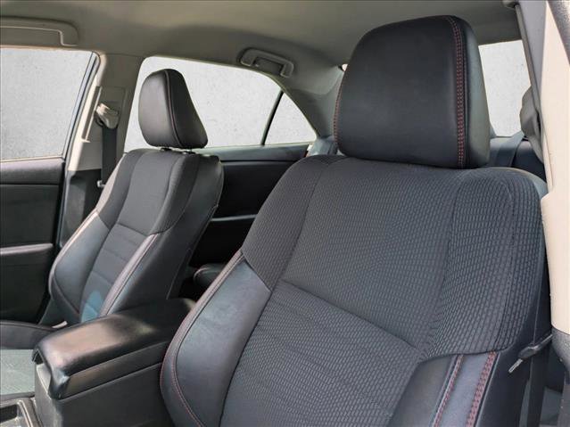 Used 2016 Toyota Camry SE image 10