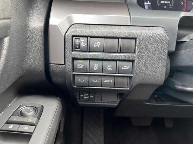 Used 2024 Toyota Tacoma TRD Off-Road w/ TRD Off Road Premium Package AWD/4WD image 17
