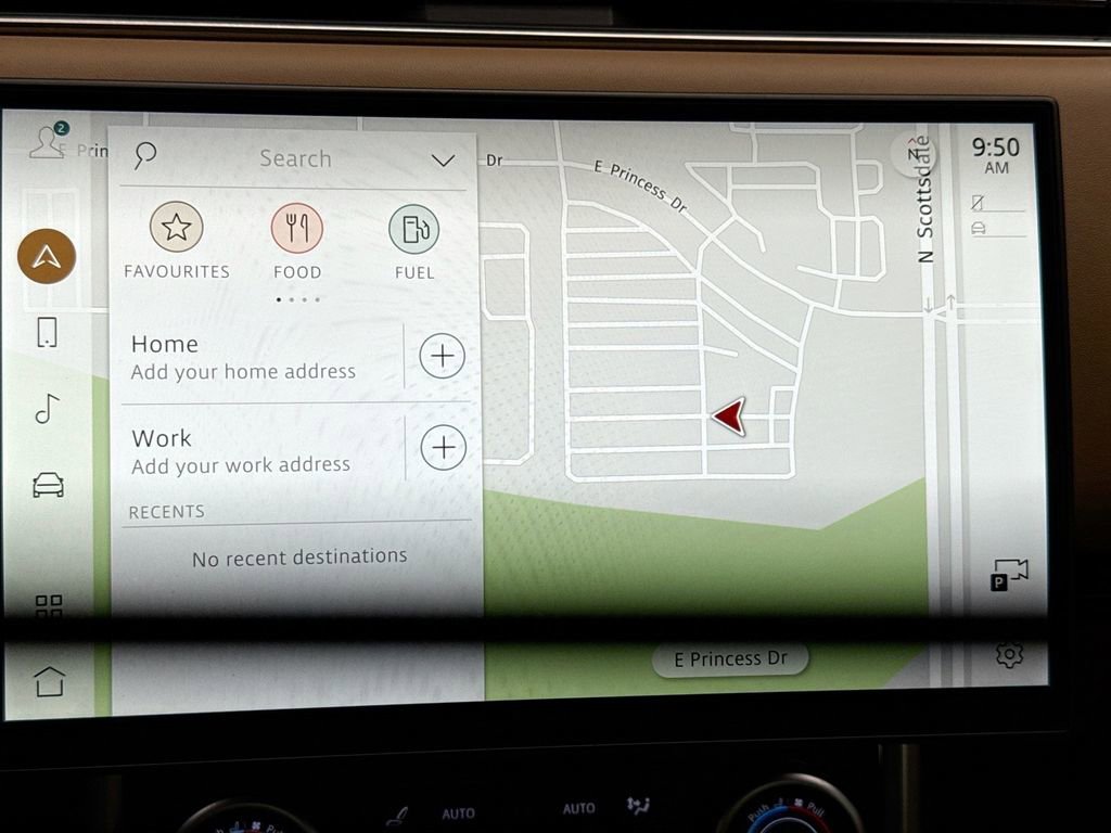 Used 2023 Land Rover Range Rover SE image 14