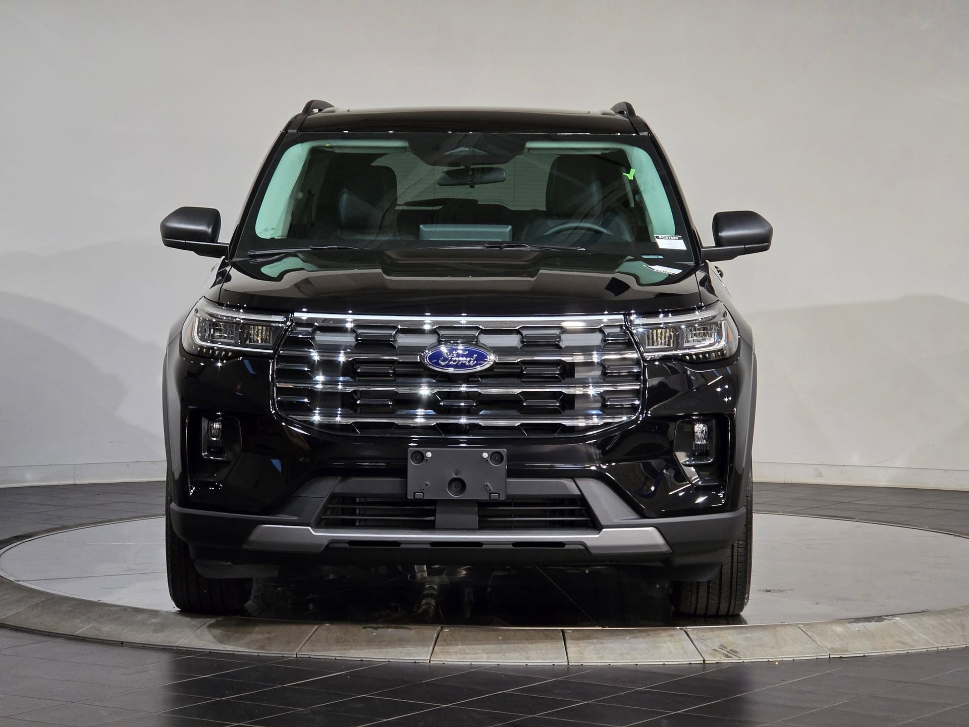 New 2026 Ford Explorer Active w/ Active Comfort Package image 7