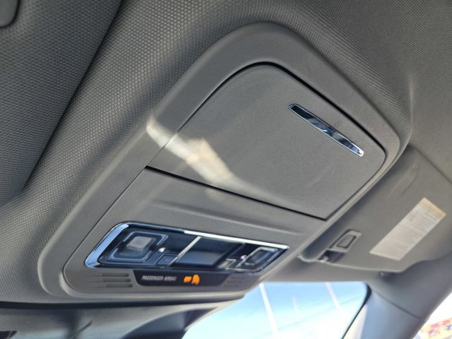 Used 2022 Lincoln Corsair AWD w/ Equipment Group 101A image 16