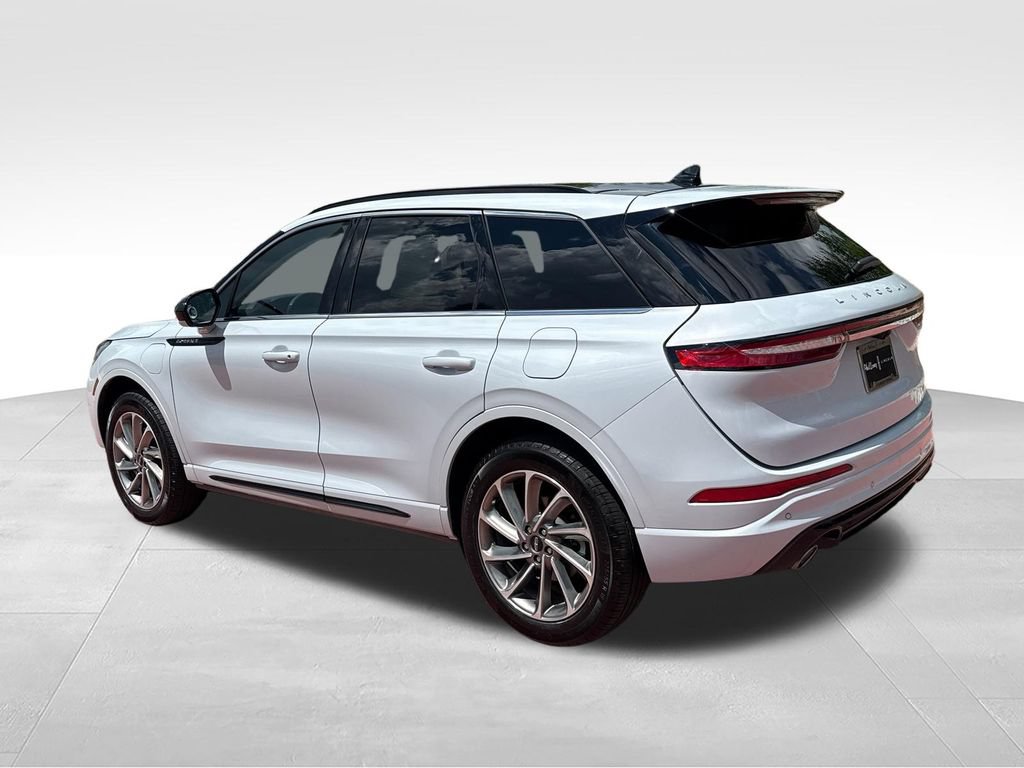 Certified 2025 Lincoln Corsair Grand Touring AWD/4WD image 6