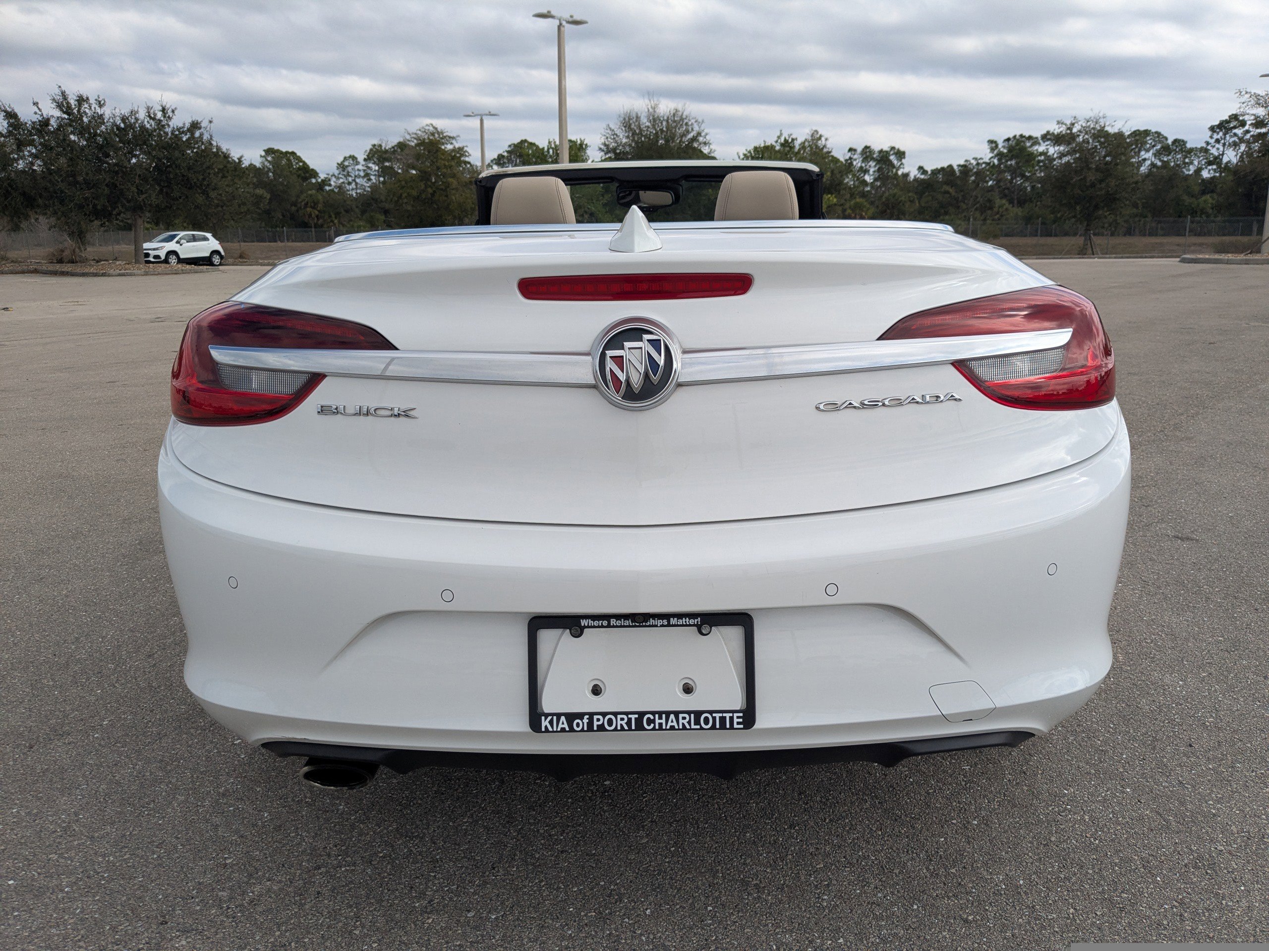 Used 2018 Buick Cascada Premium image 6