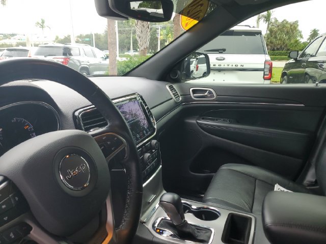 Used 2020 Jeep Grand Cherokee Limited w/ Luxury Group II RWD image 23