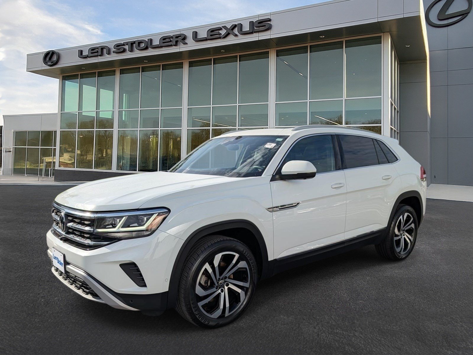 Used 2021 Volkswagen Atlas Cross Sport SEL Premium AWD/4WD image 7