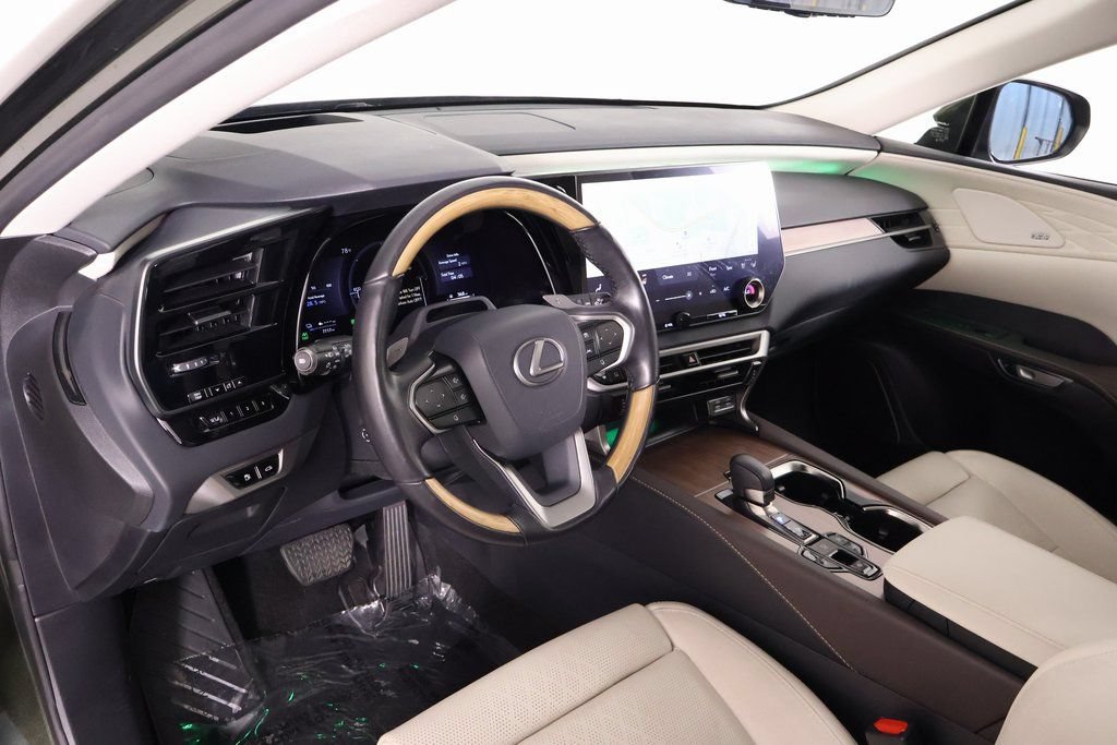 Used 2025 Lexus RX 450h AWD w/ Convenience Package image 7