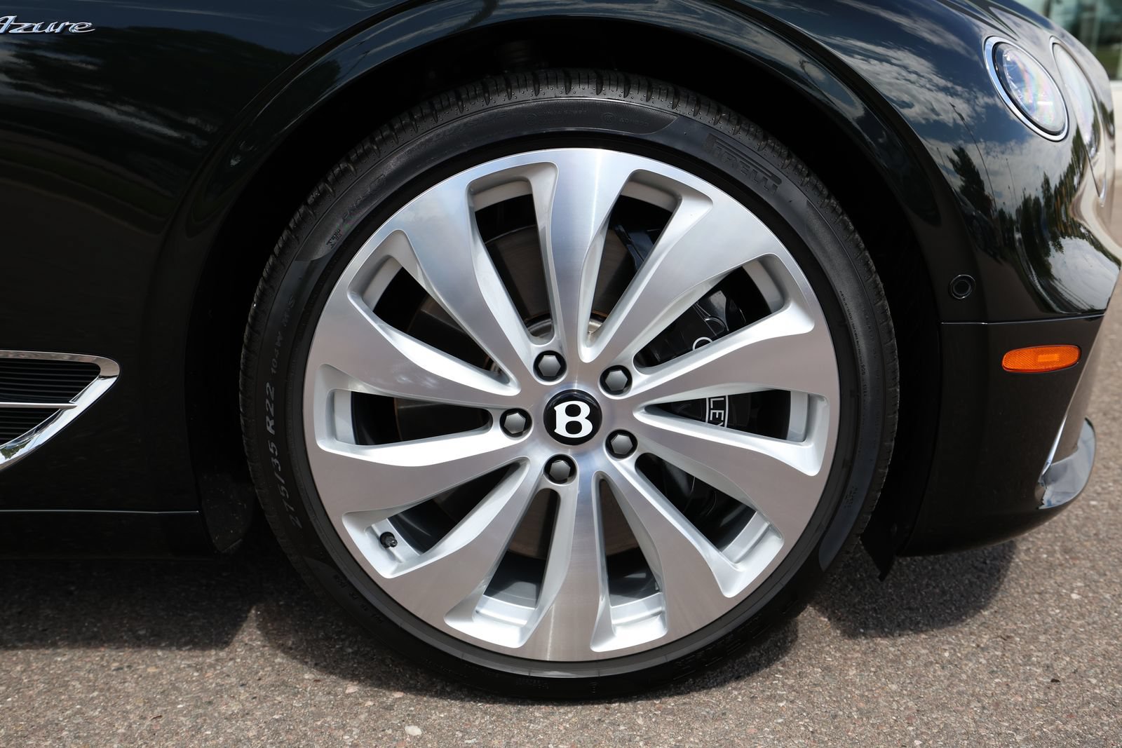 Used 2024 Bentley Continental GT Azure AWD/4WD image 15
