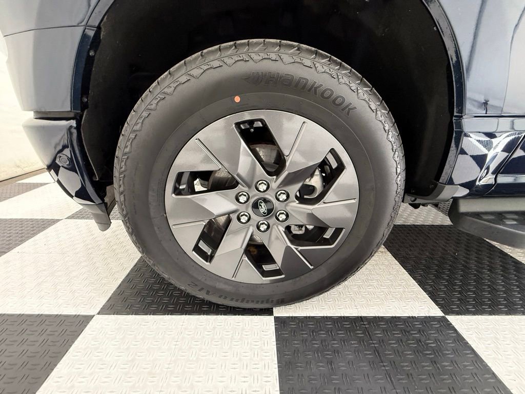 Certified 2022 Ford F150 Lightning Lariat AWD/4WD image 12
