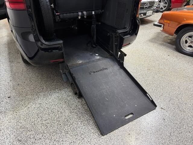 Used 2020 Toyota Sienna L FWD image 48