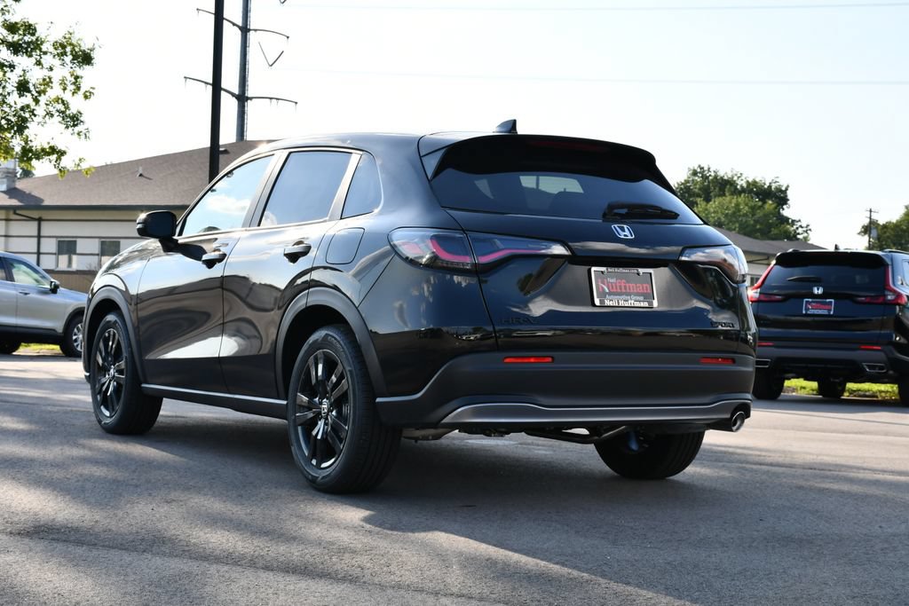 New 2027 Honda HR-V Sport image 5