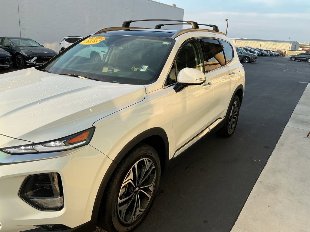 Used 2019 Hyundai Santa Fe Limited w/ Cargo Package image 2
