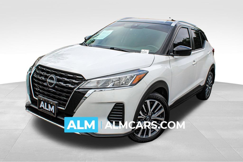 Used 2023 Nissan Kicks SV FWD image 1
