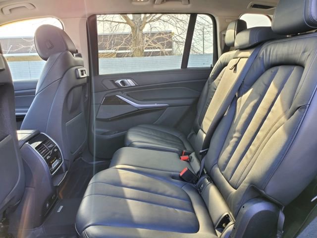 Used 2020 BMW X7 xDrive40i w/ Premium Package image 25