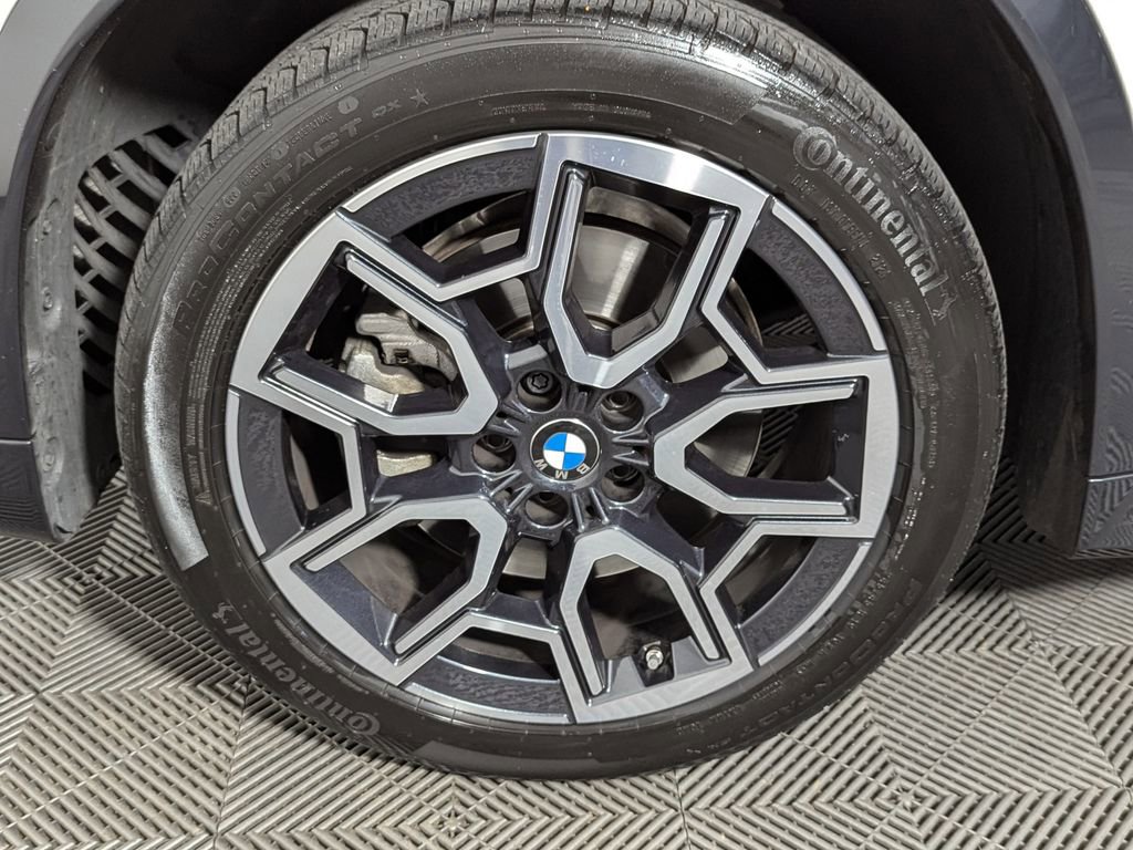 Used 2025 BMW X1 xDrive28i w/ Technology Package image 46