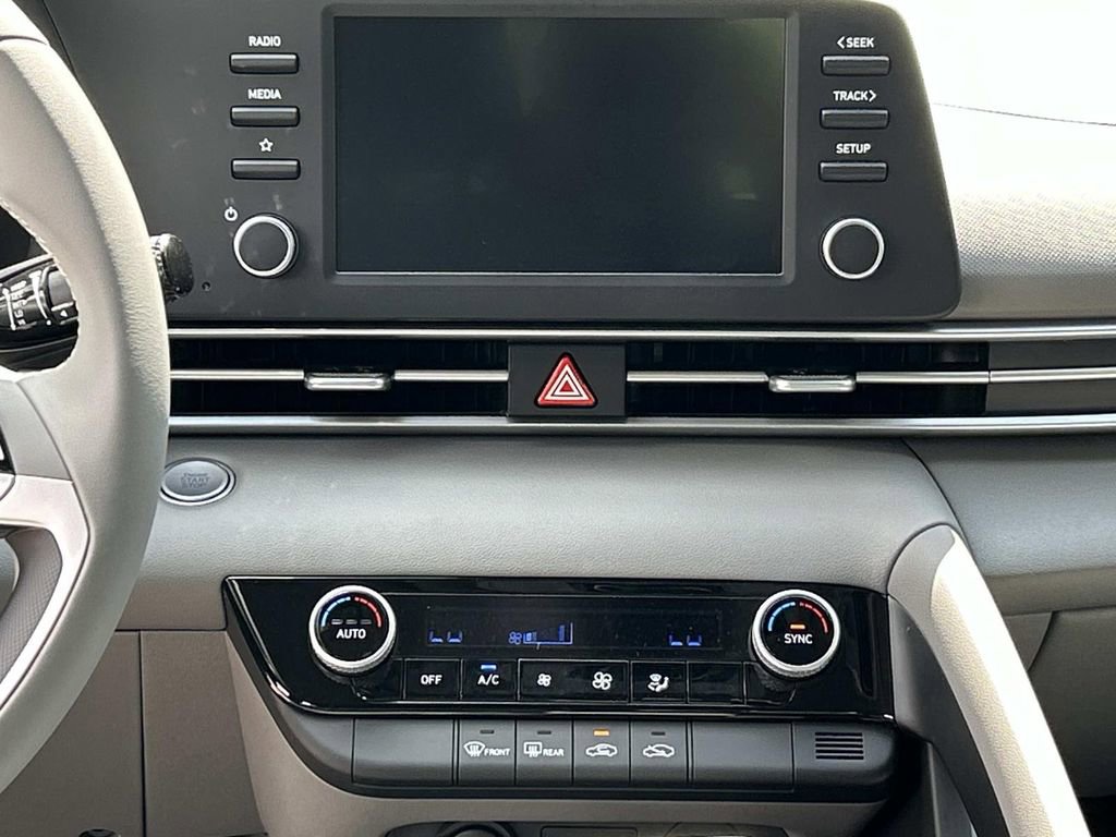 New 2026 Hyundai Elantra Sport FWD image 22