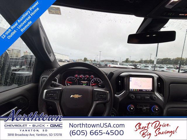 Used 2022 Chevrolet Silverado 2500 LTZ w/ LTZ Plus Package AWD/4WD image 16