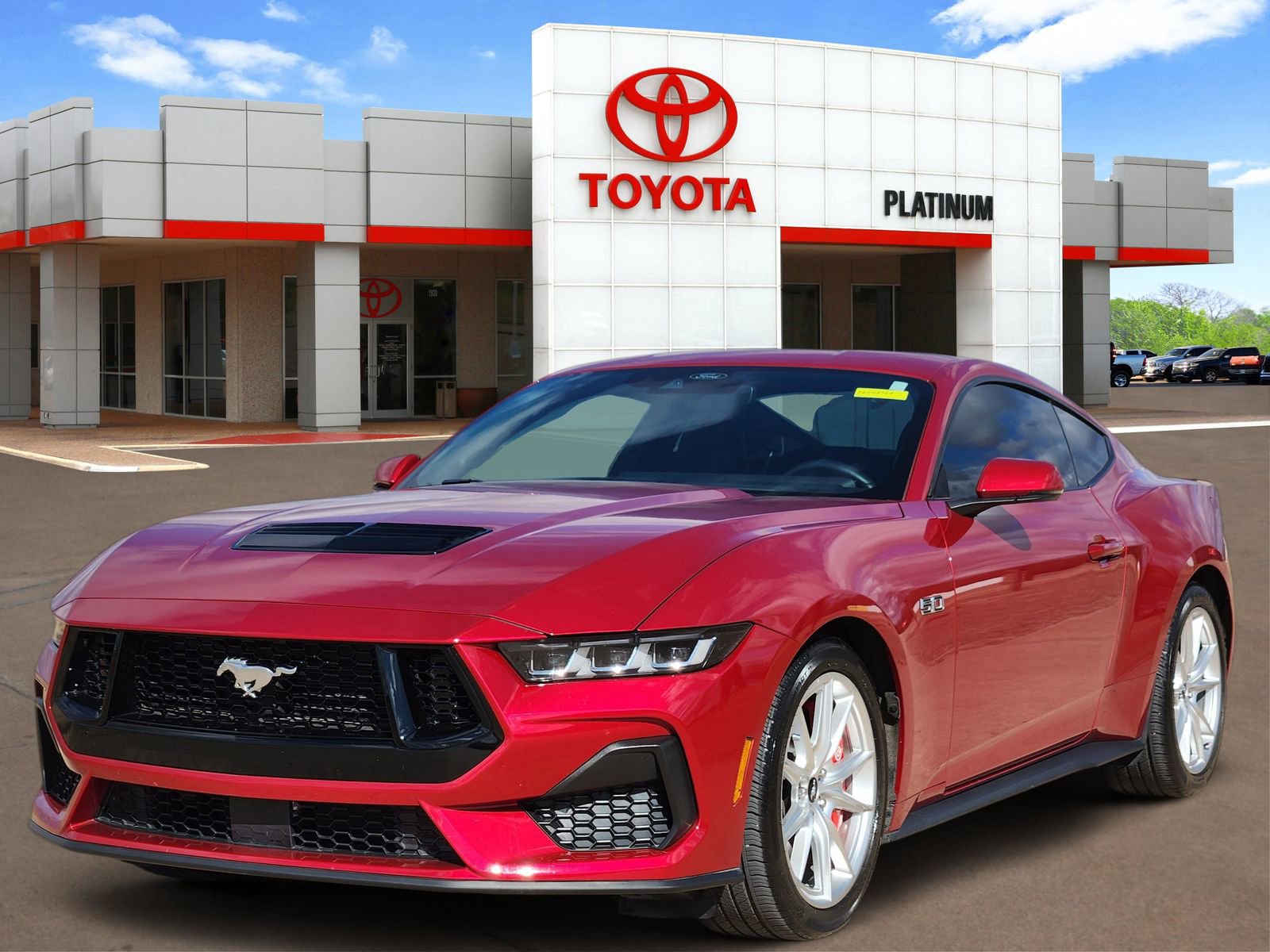 Used 2024 Ford Mustang GT Premium image 2