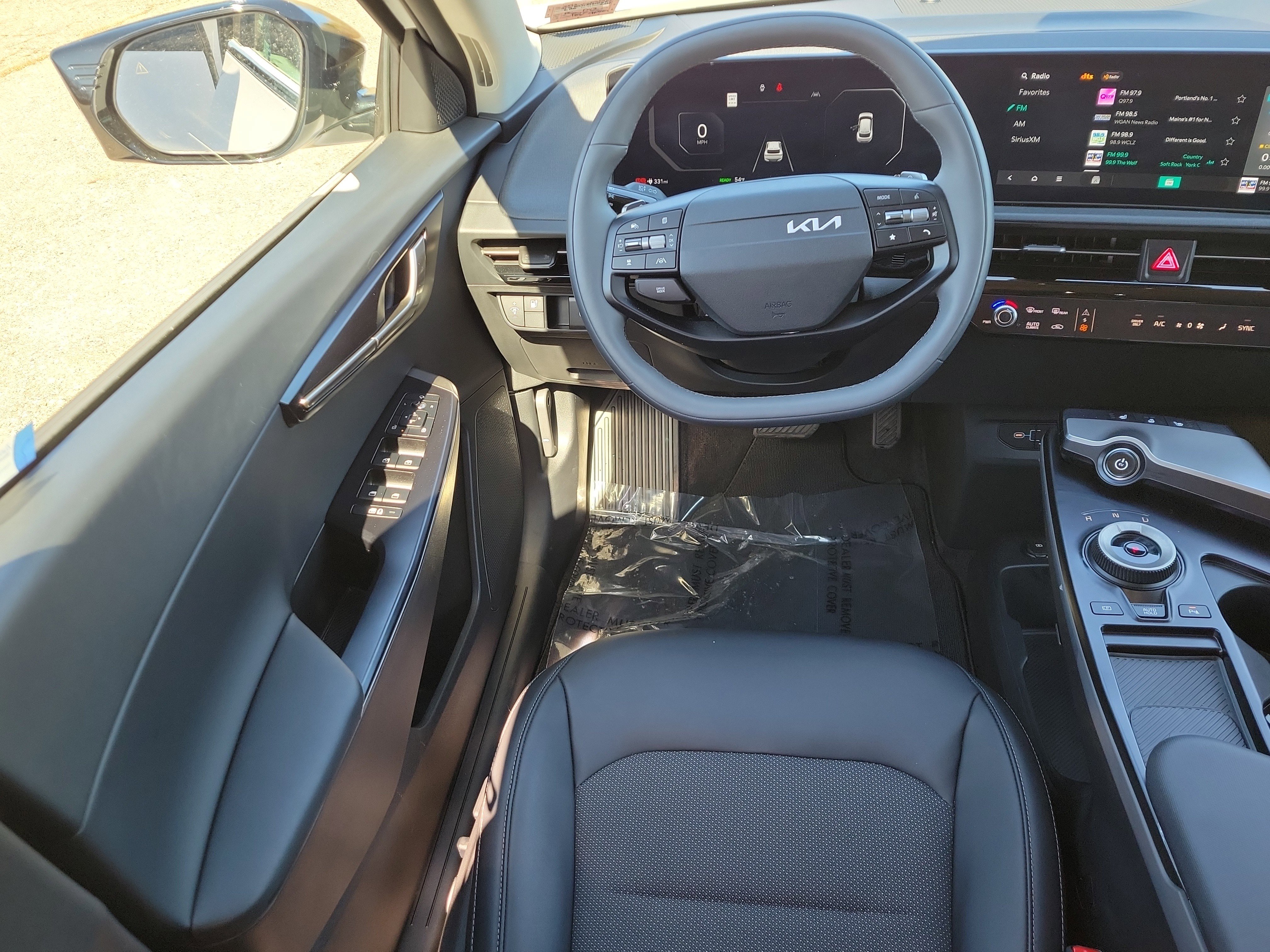 Used 2025 Kia EV6 Light AWD/4WD image 19