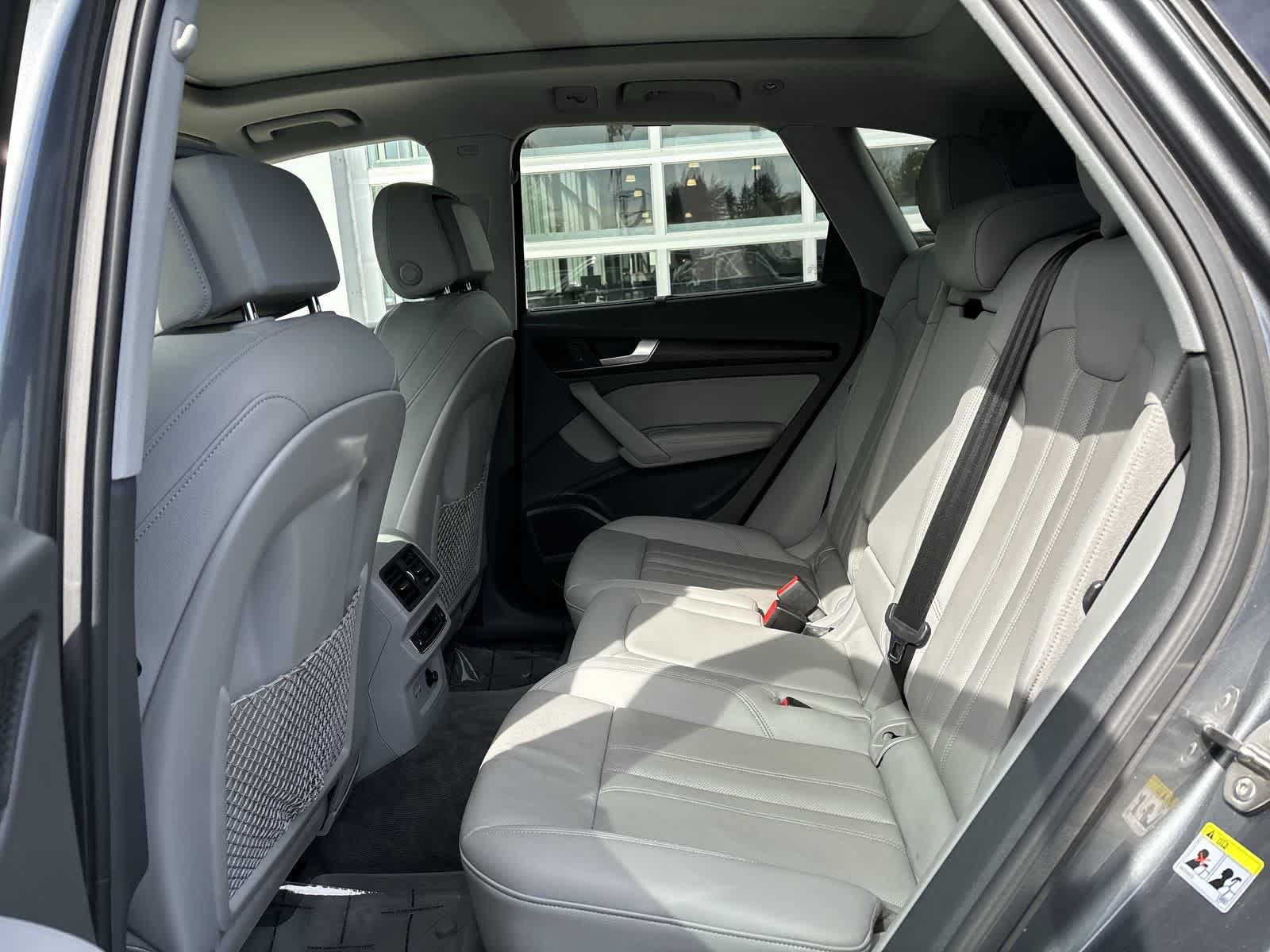 Used 2020 Audi Q5 Prestige w/ Prestige Package AWD/4WD image 7