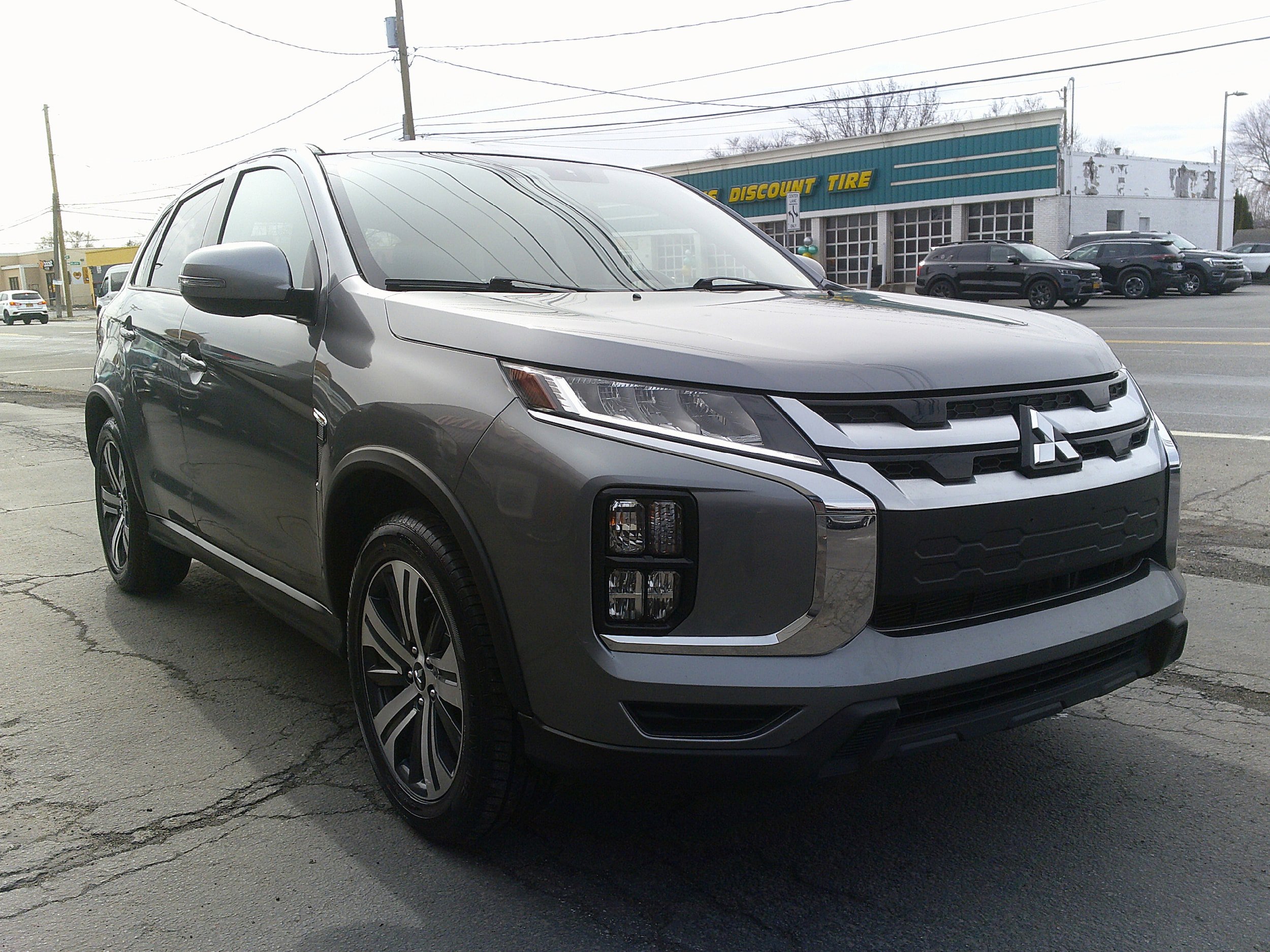Used 2021 Mitsubishi Outlander Sport SE image 7