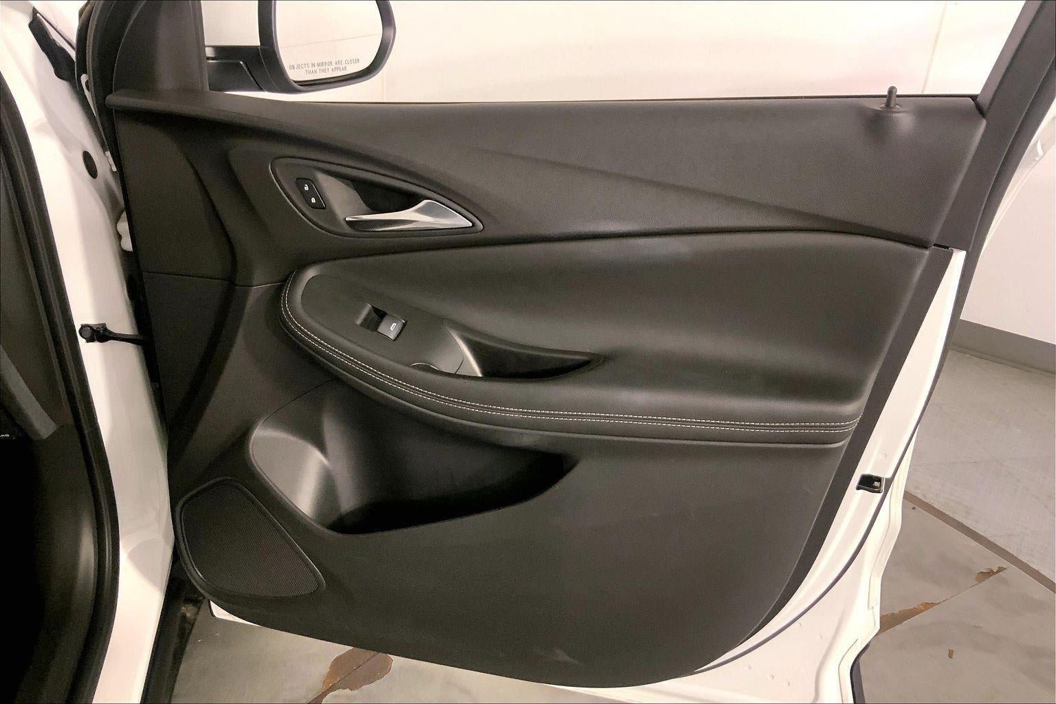 Used 2025 Buick Encore GX Preferred AWD/4WD image 25