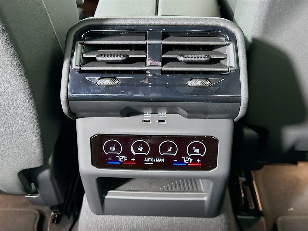 New 2026 BMW i5 eDrive40 w/ M Sport Package image 18