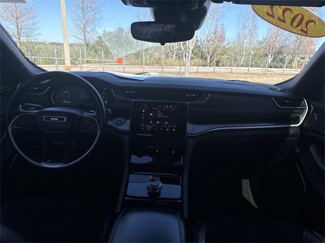 Used 2022 Jeep Grand Cherokee L Altitude image 15