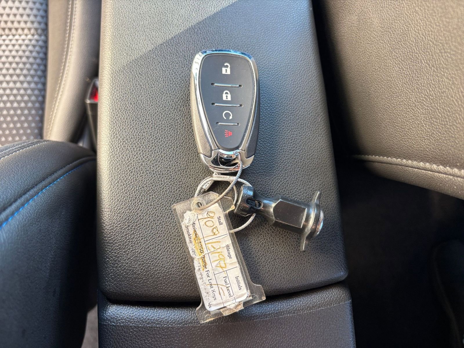 Used 2025 Chevrolet Trax LT w/ LT Convenience Package image 22