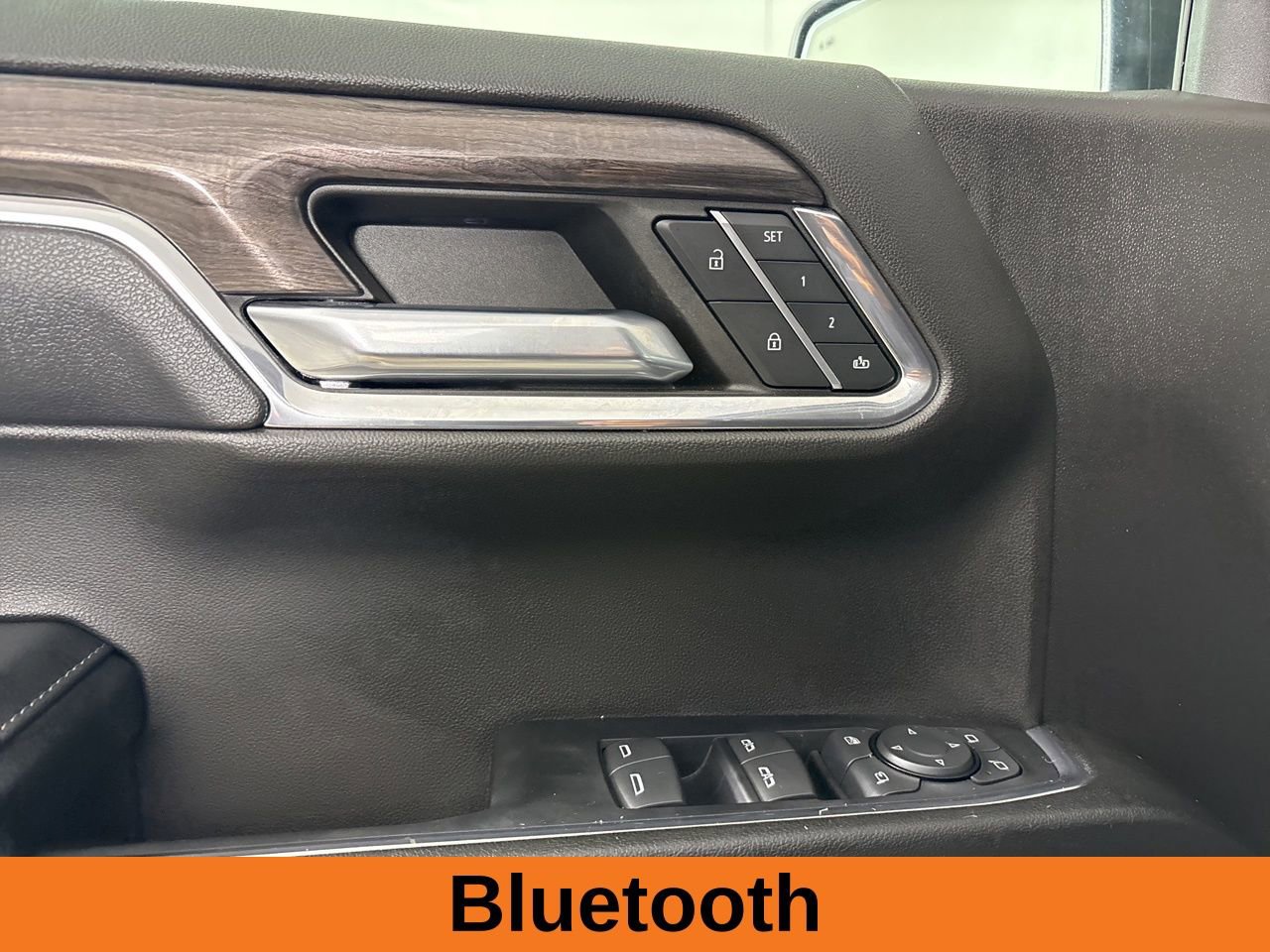 Used 2024 Chevrolet Silverado 1500 LTZ w/ Z71 Off-Road Package image 10