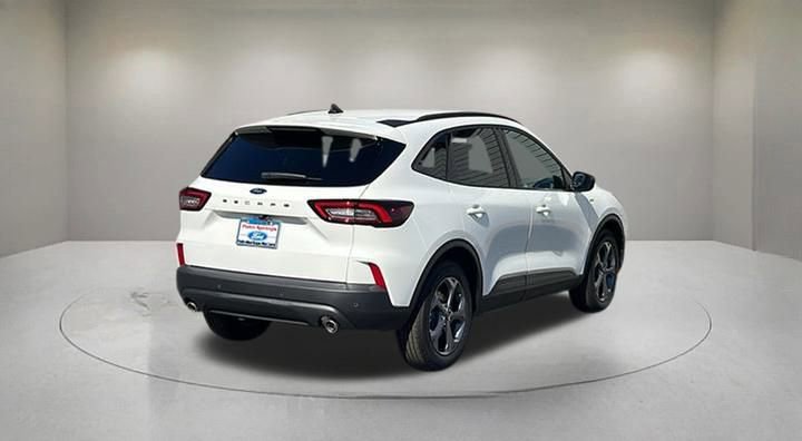 New 2025 Ford Escape ST-Line w/ Tech Pack #1 image 4
