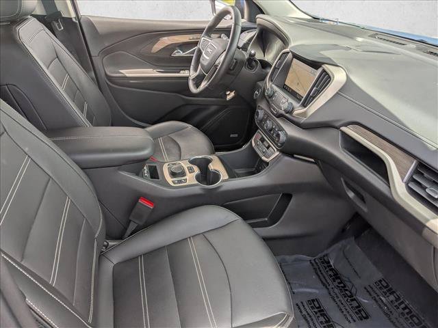 Used 2024 GMC Terrain Denali w/ Denali Premium Package AWD/4WD image 24
