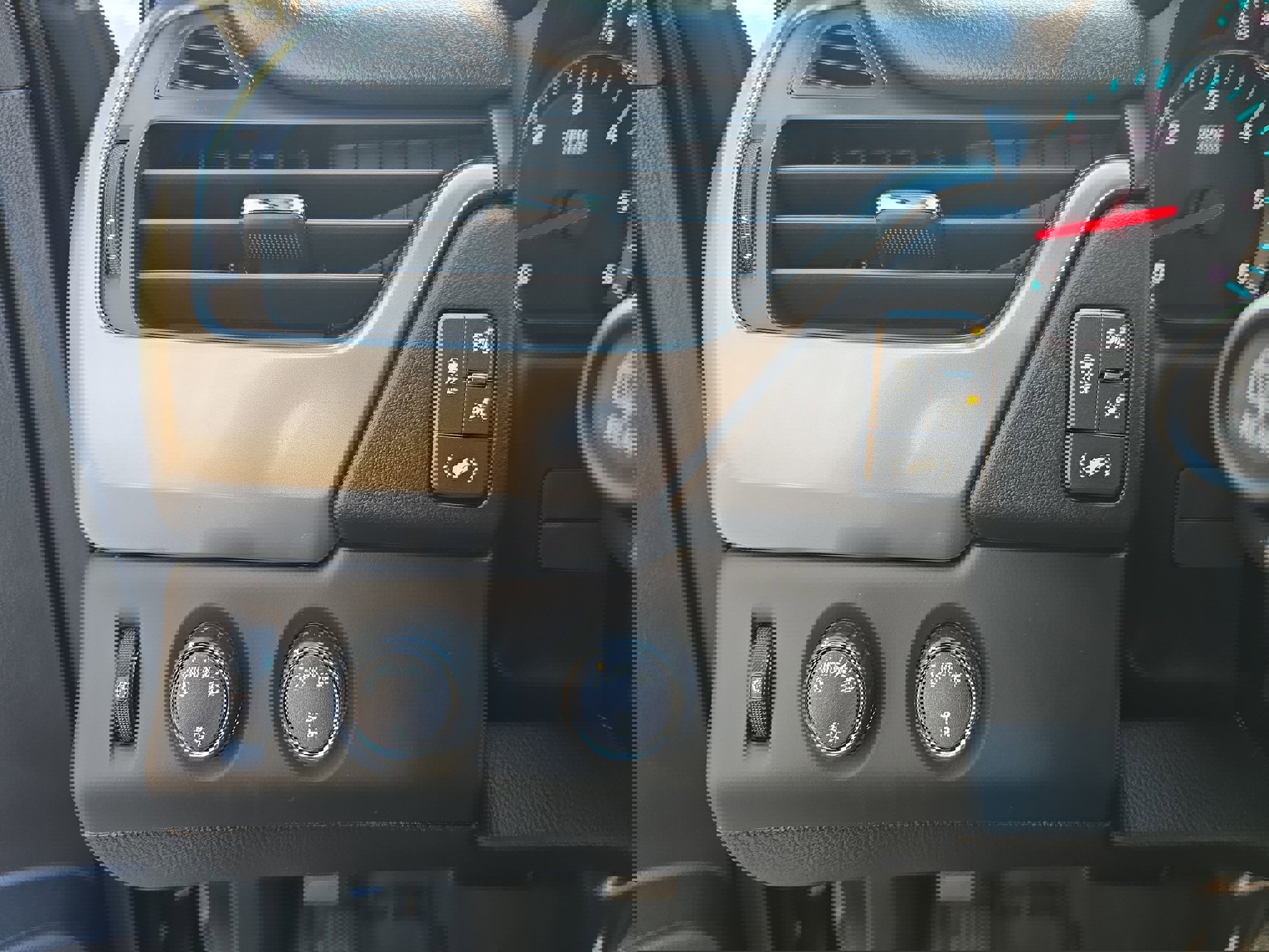 Used 2019 Chevrolet Tahoe LT image 28